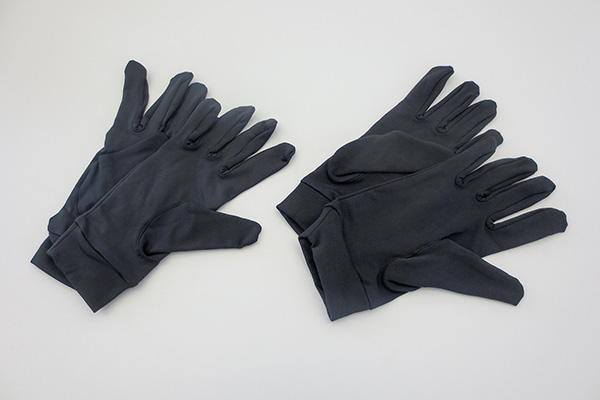 under gloves made of microfibre
